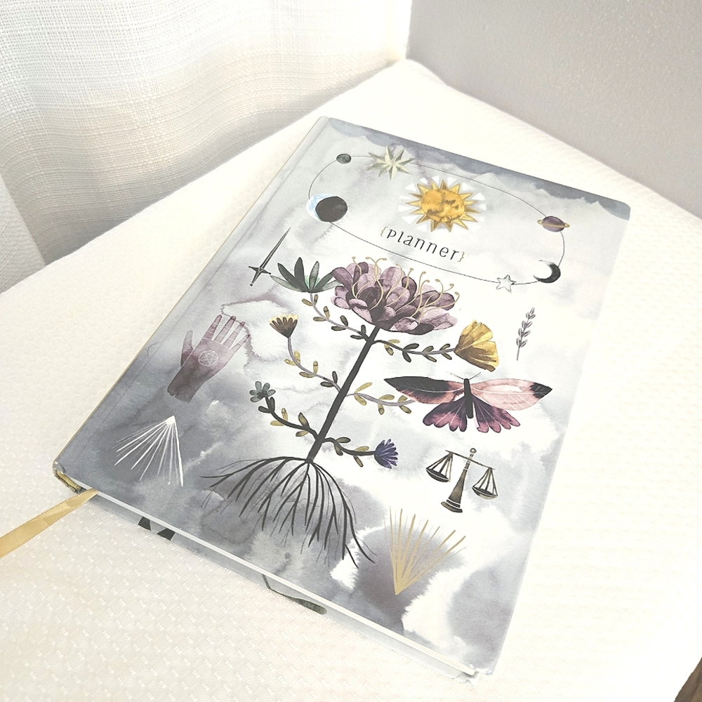 Katie Vernon 18 Month Blank Planner Calendar Hardcover Daily Weekly Monthly